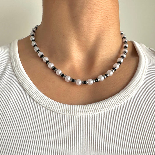 La Perle Blanche necklace