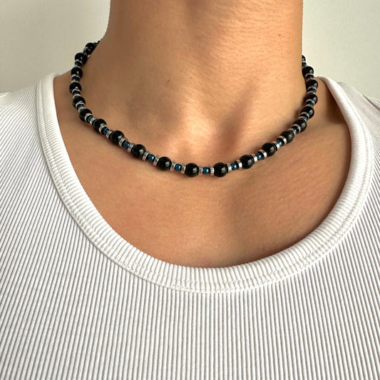 Noir Éclipse necklace