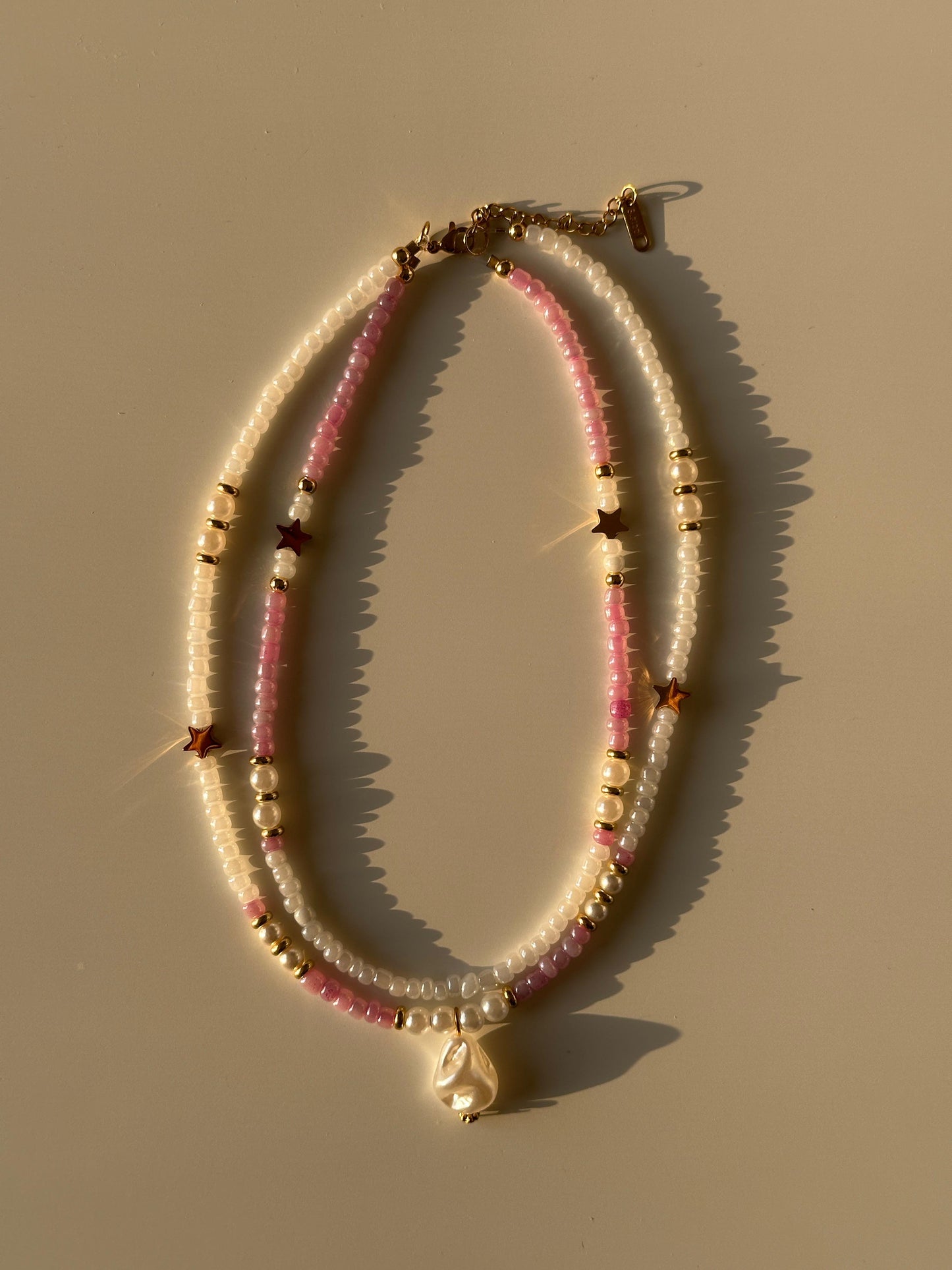 Graceful Pink Layers necklace