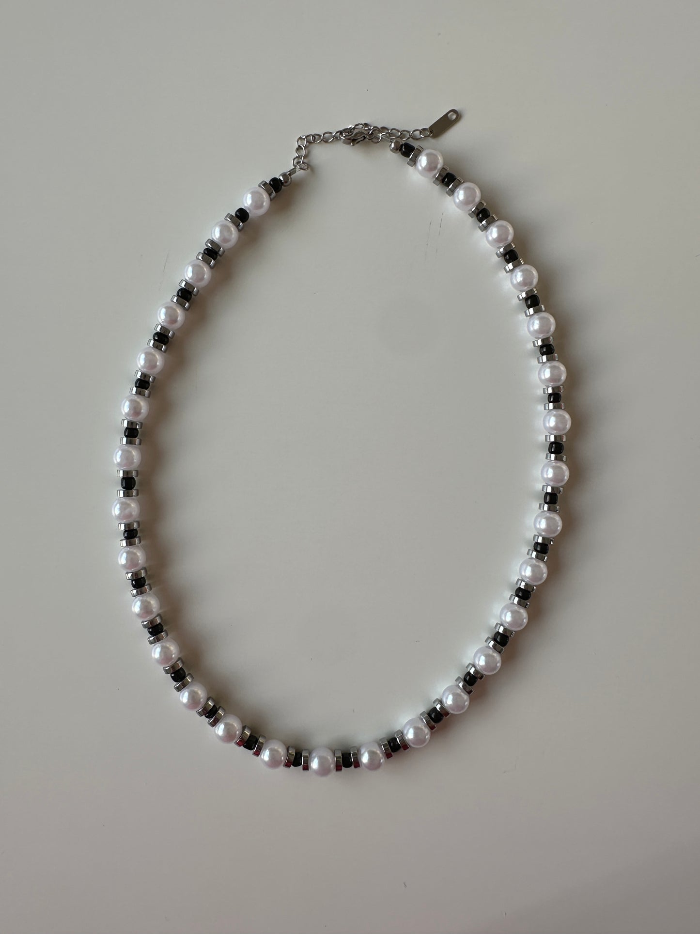 La Perle Blanche necklace